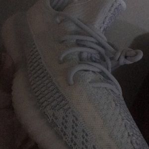 Yeezys 350 clout white